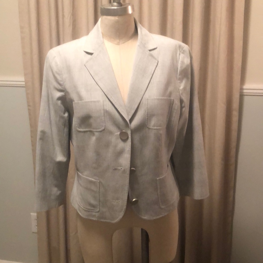 Worth Jacket size 14